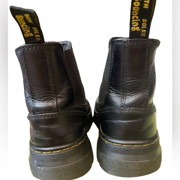Dr. Martens Embury Chelsea Boots Black Leather Women’s 7 EU 38 Slip On Mens 6 - Picture 4 of 11